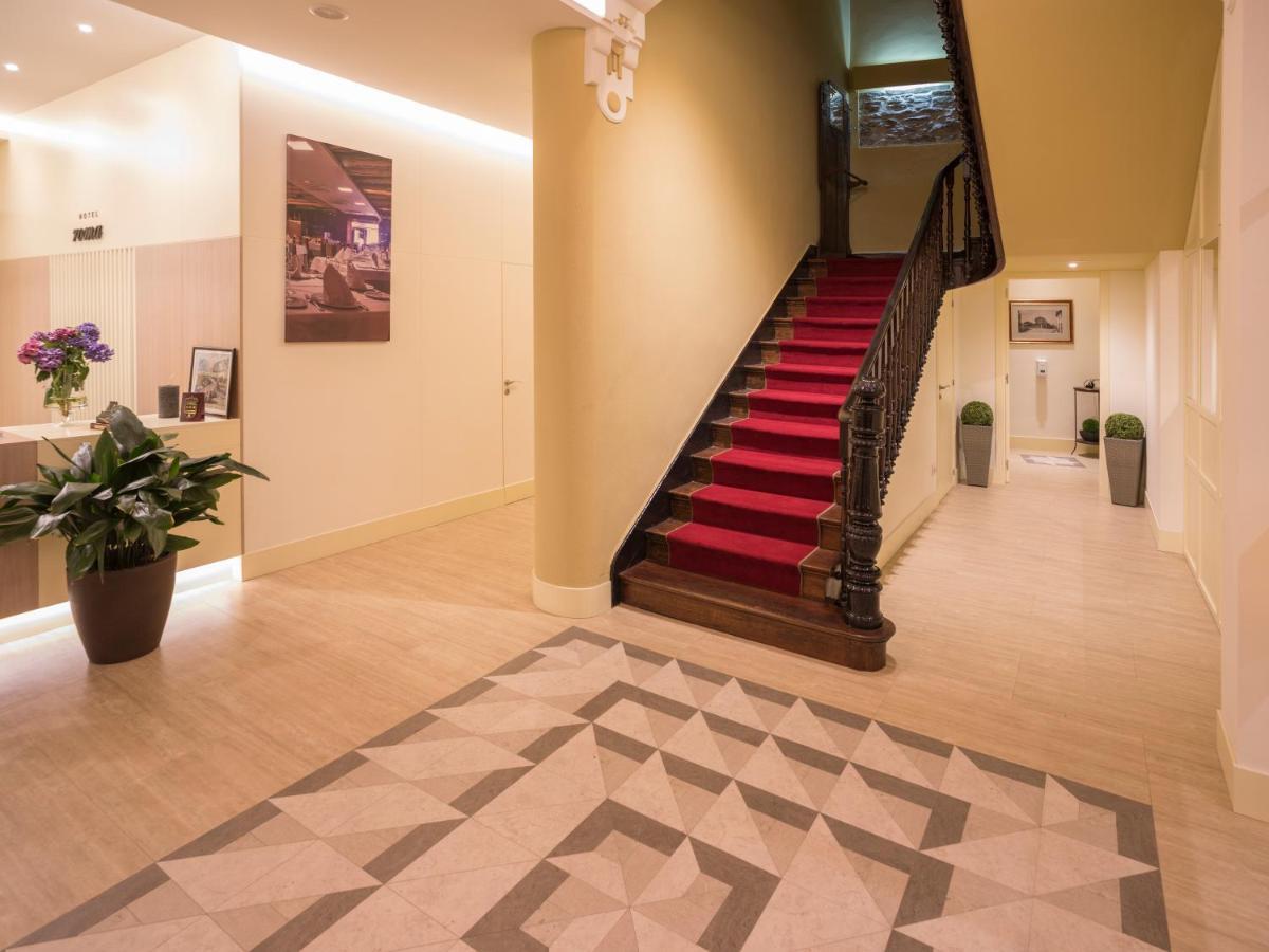 Hotel Roma Sarria Exteriör bild